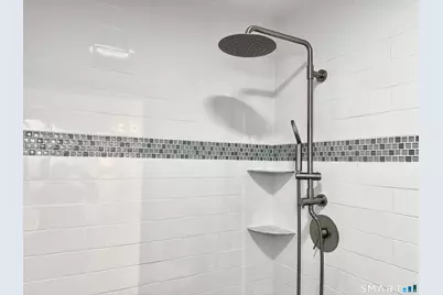 34 Hanford Avenue #2, Bridgeport, CT 06605 - Photo 9