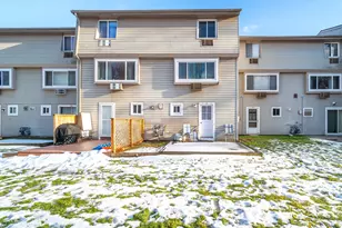 21 Carillon Dr, Rocky Hill, CT 06067 - Photo 3