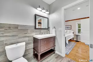 736 Main St, Branford, CT 06405 - Photo 21