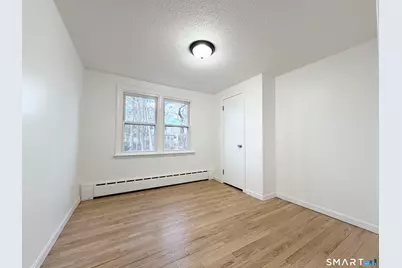 9 Eleanor Road, Enfield, CT 06082 - Photo 17