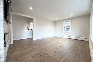 9 Eleanor Rd, Enfield, CT 06082 - Photo 3