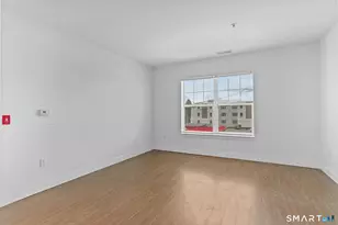 947 Hope St, Stamford, CT 06907 - Photo 19