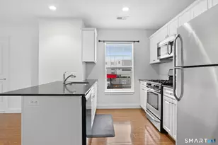 947 Hope St, Stamford, CT 06907 - Photo 9