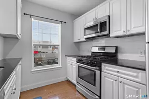 947 Hope St, Stamford, CT 06907 - Photo 7