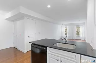 947 Hope St, Stamford, CT 06907 - Photo 11