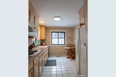 635 North Trail #B, Stratford, CT 06614 - Photo 9