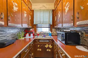 4 Robbins Ct, Norwich, CT 06360 - Photo 7