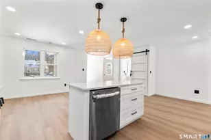 106 Burr St, East Haven, CT 06512 - Photo 7