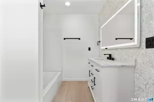 106 Burr St, East Haven, CT 06512 - Photo 23