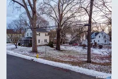 33 Chapman Street, Putnam, CT 06260 - Photo 3