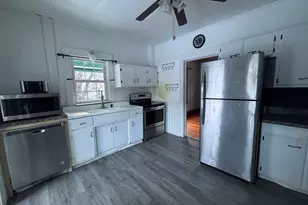 33 Chapman St, Putnam, CT 06260 - Photo 7