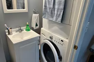 272 Ct D Bld 54 Ct, Bridgeport, CT 06610 - Photo 9