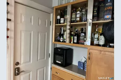 272 Court D, Bld 54 Court, Bridgeport, CT 06610 - Photo 7