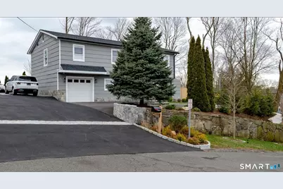 7 Dubois Street, Stamford, CT 06905 - Photo 3