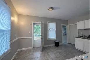 109 Blue Hills Ave, Hartford, CT 06112 - Photo 25