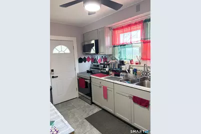 34 Stanley Street, Meriden, CT 06450 - Photo 5