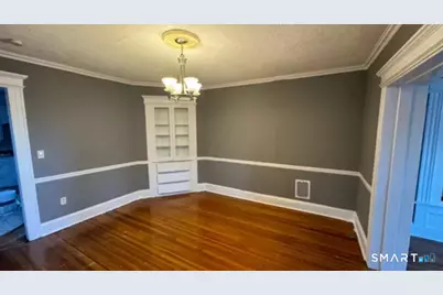 208 Fairview Avenue, Bridgeport, CT 06606 - Photo 15