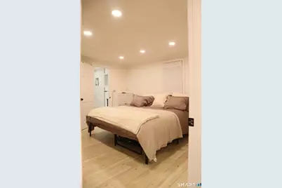 207 Hillcrest Road, Bridgeport, CT 06606 - Photo 5