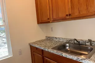 248 N Walnut St, Waterbury, CT 06704 - Photo 7