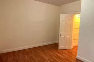 248 N Walnut St, Waterbury, CT 06704 - Photo 9