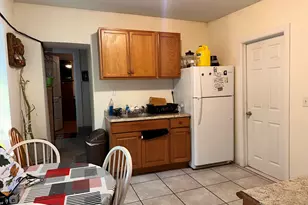 248 N Walnut St, Waterbury, CT 06704 - Photo 23