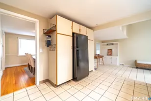 86 Hartwell Rd, West Hartford, CT 06117 - Photo 11