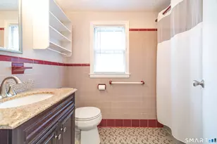 86 Hartwell Rd, West Hartford, CT 06117 - Photo 35