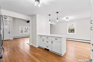 7 Dogwood Ct, Branford, CT 06405 - Photo 7