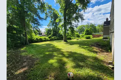 79 Honor Road, West Haven, CT 06516 - Photo 33