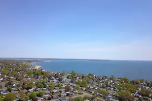 79 Honor Rd, West Haven, CT 06516 - Photo 3