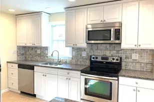 89 Cortland Cir, West Hartford, CT 06110 - Photo 1