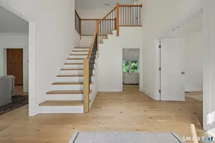 32 Guernsey Ln, Avon, CT 06001 - Photo 7