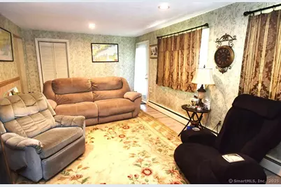 8 Crown Avenue, Norwalk, CT 06854 - Photo 23