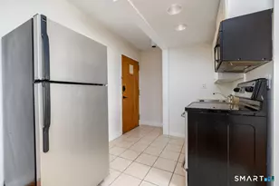 60 Strawberry Hill Ave, Stamford, CT 06902 - Photo 9