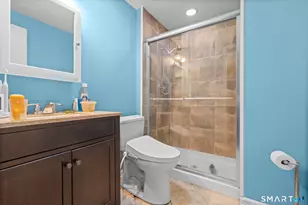 315 Navajo Lane, Stratford, CT 06614 - Photo 19