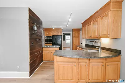 380 Burlington Avenue, Bristol, CT 06010 - Photo 3