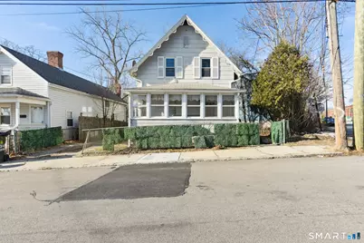 31 Grand Street, New London, CT 06320 - Photo 1