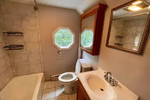 31 Grand St, New London, CT 06320 - Photo 17