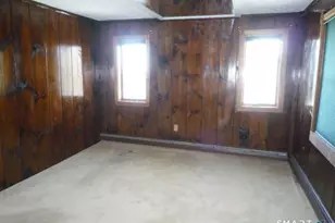 22 Broad St, Groton, CT 06340 - Photo 9