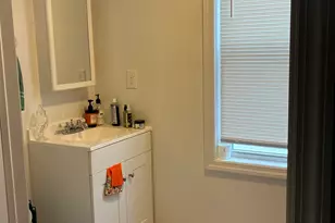 31 Lexington Ave, Norwalk, CT 06854 - Photo 5