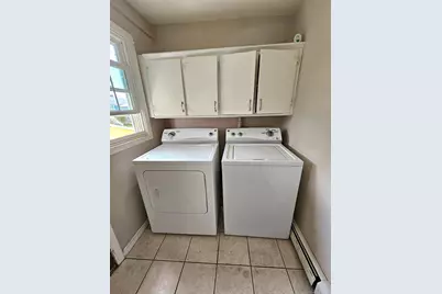 4 Knoll Avenue #2nd Floor, Milford, CT 06460 - Photo 15