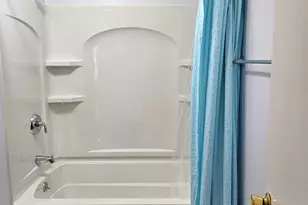 4 Knoll Ave, Milford, CT 06460 - Photo 9