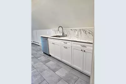 4 Knoll Avenue #2nd Floor, Milford, CT 06460 - Photo 5