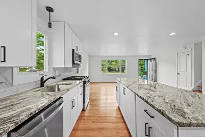 15 Lancaster Road, Glastonbury, CT 06033 - Photo 11