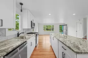 15 Lancaster Rd, Glastonbury, CT 06033 - Photo 11