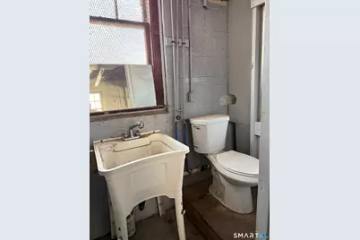 4 Noe Place, Beacon Falls, CT 06403 - Photo 15