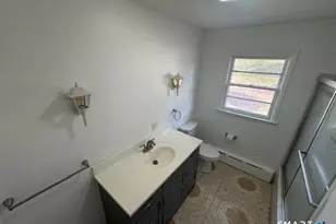 150 Kaynor Dr, Waterbury, CT 06708 - Photo 9