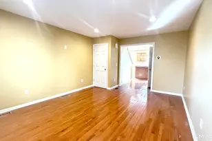 36 Schoolhouse Landing, East Granby, CT 06026 - Photo 7