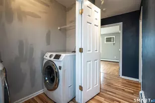 65 Sheridan St, Danbury, CT 06810 - Photo 17