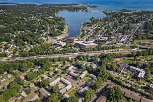 30 Hamilton Ct, Stamford, CT 06902 - Photo 33